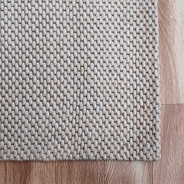 Dobasa Beige 5' x 7'9 Rug - Thumbnail - Image 3