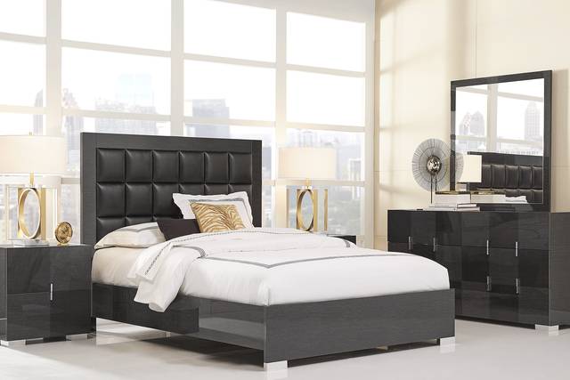 Dominique Black 5 Pc King Panel Bedroom - Thumbnail - Image 1