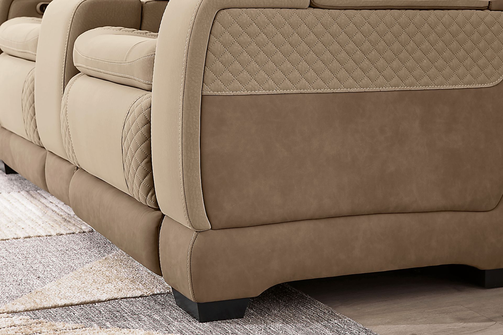 Donovan Park Beige 5 Pc Dual Power Reclining Living Room - Image 15