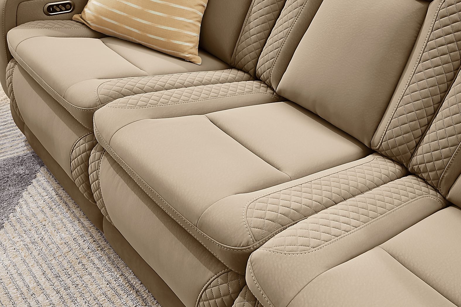 Donovan Park Dual Power Reclining Living Room Set - Thumbnail 5