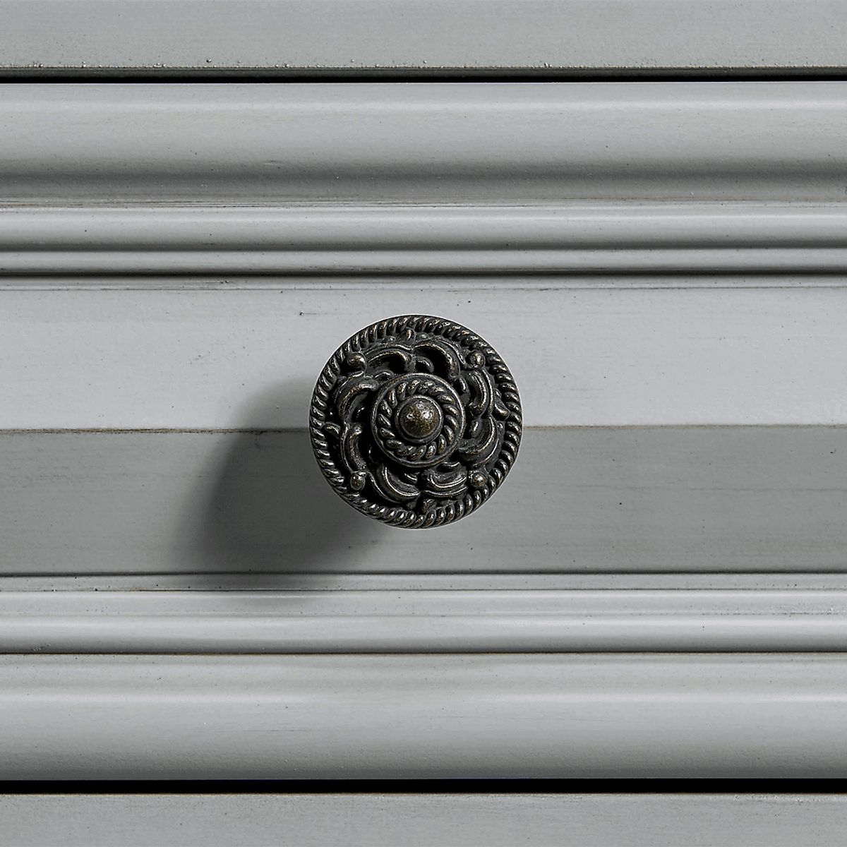 Dooryard Gray Nightstand | Rooms to Go