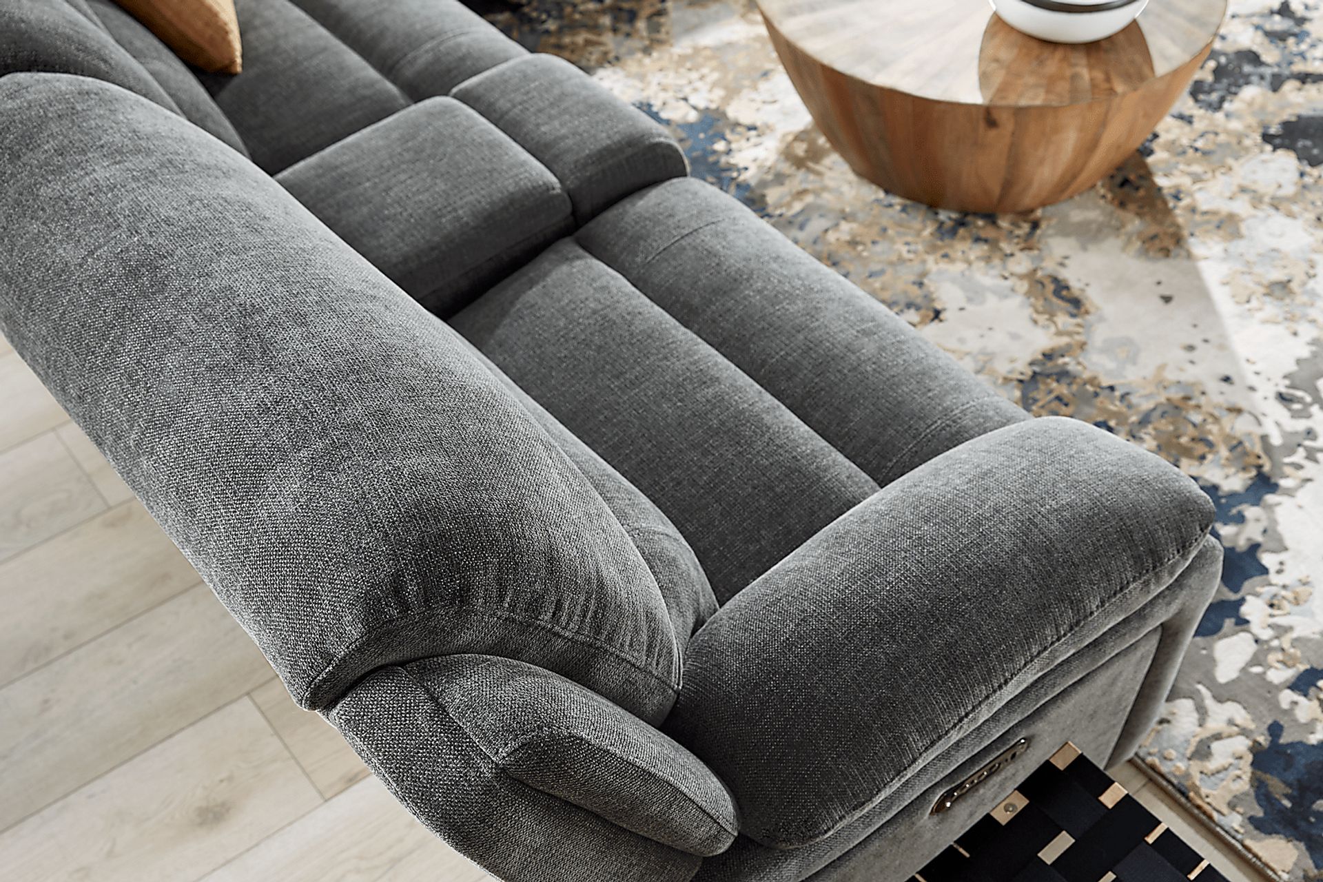 Douglas Park Charcoal 7 Pc Dual Power Reclining Sectional - Image 4