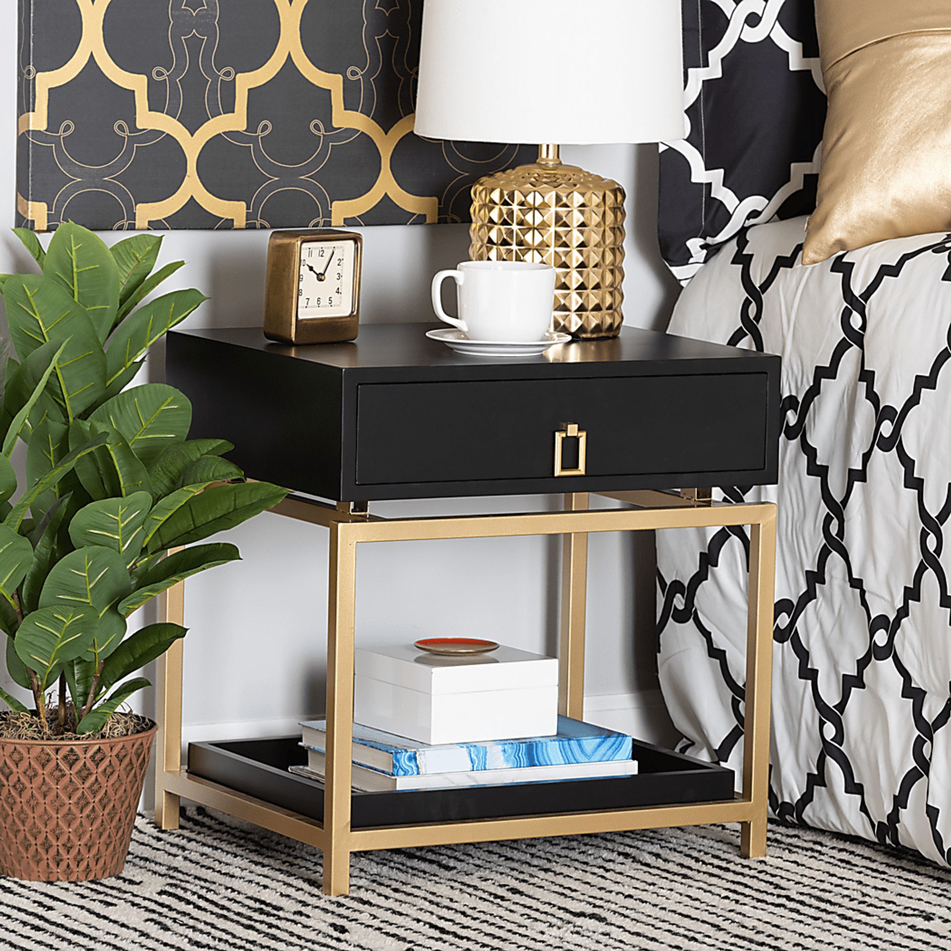 Dowgate Black End Table - Image 2