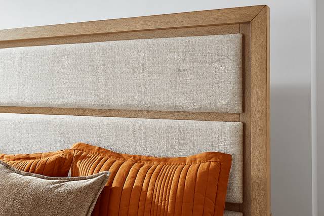 Drew & Jonathan Alpine Lake Light Oak 5 Pc King Upholstered Bedroom - Thumbnail - Image 3