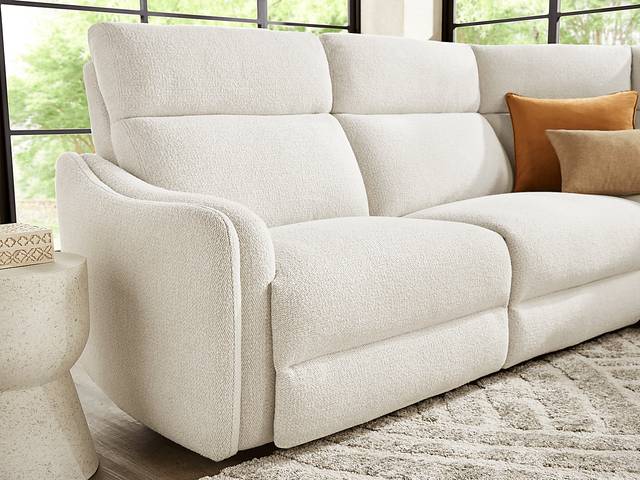 Yountville White 9 Pc Dual Power Reclining Sectional Living Room - Thumbnail - Image 8