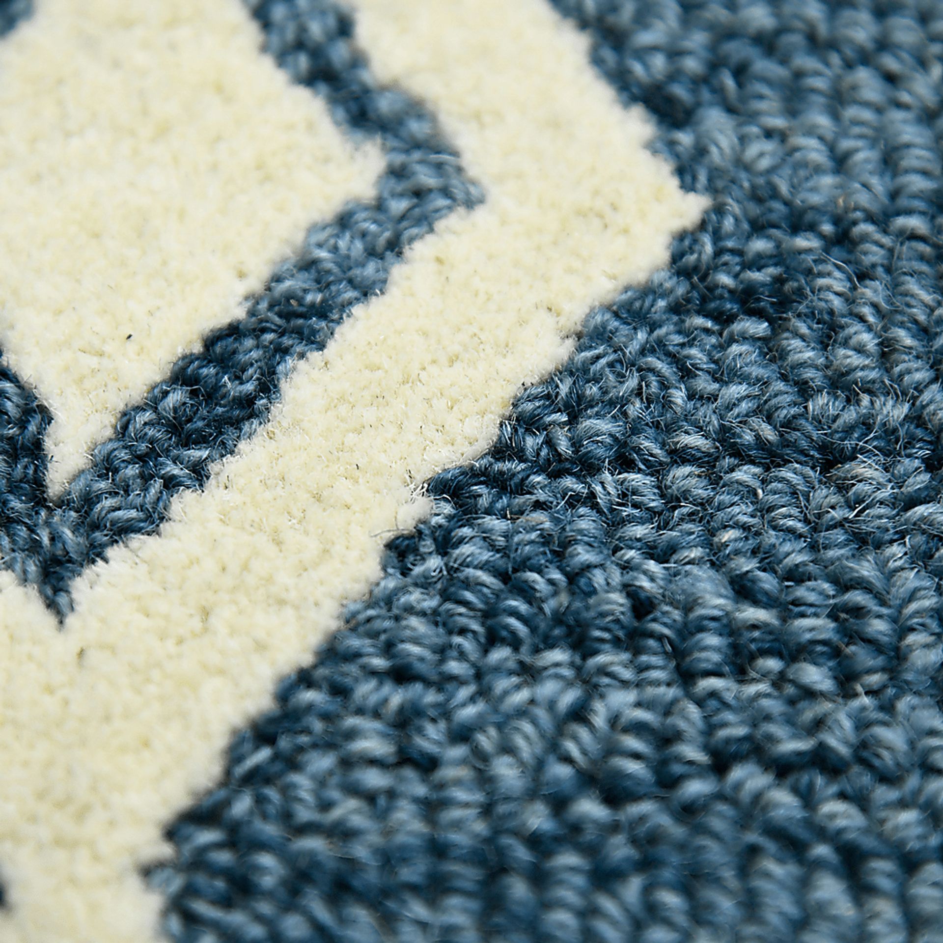 Driax Navy 8' x 10' Rug - Image 5