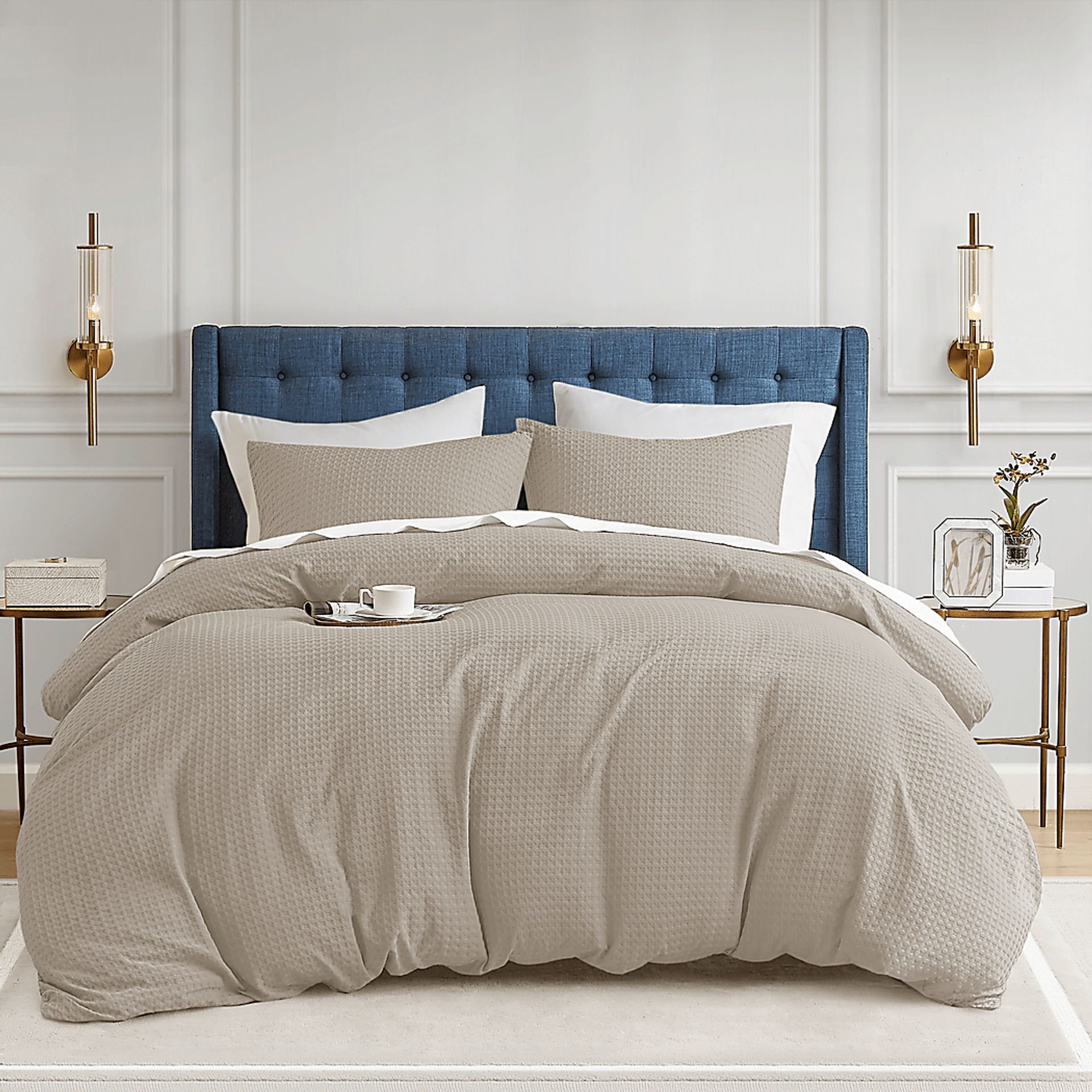 Drysdalea Beige Full/Queen 3 Pc Duvet Set - Image 4