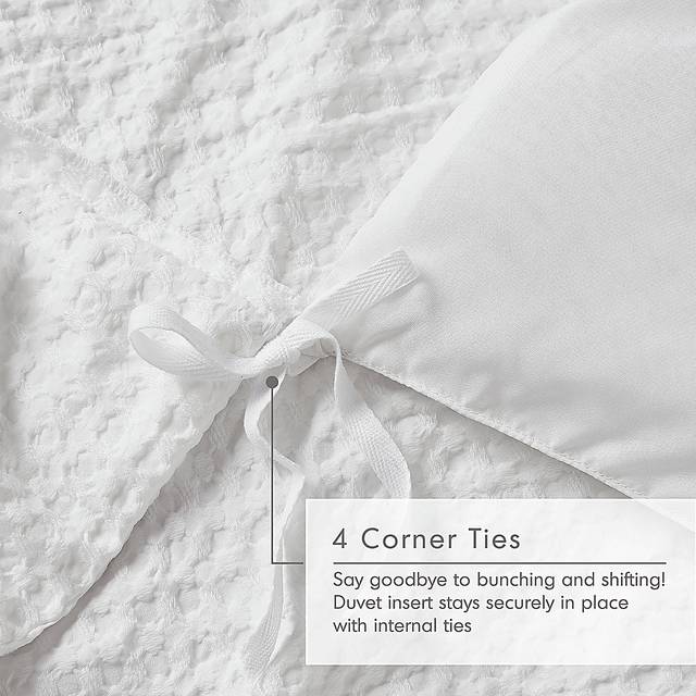 Drysdalea White Full/Queen 3 Pc Duvet Set - Thumbnail - Image 7