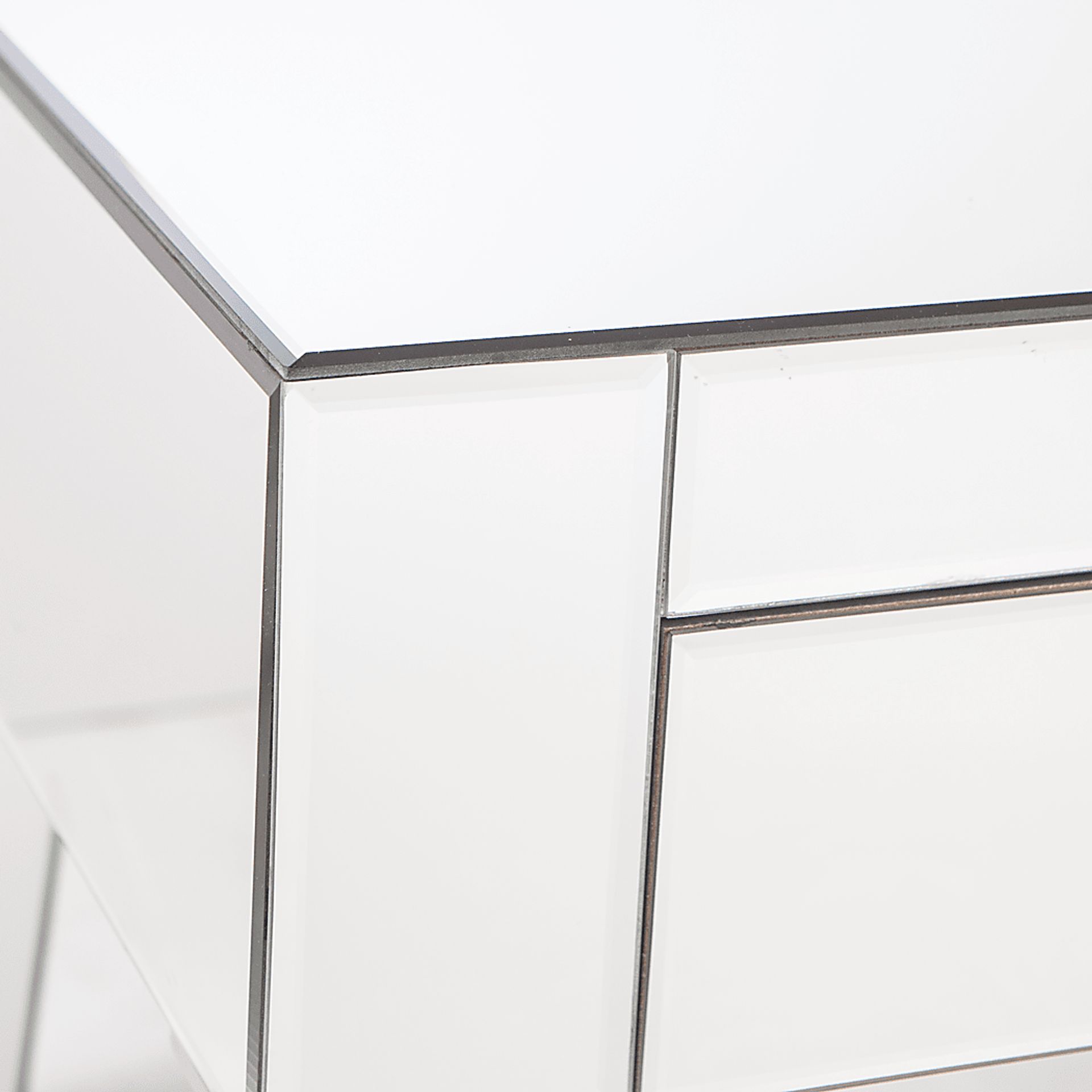 Dubay Silver End Table - Image 4