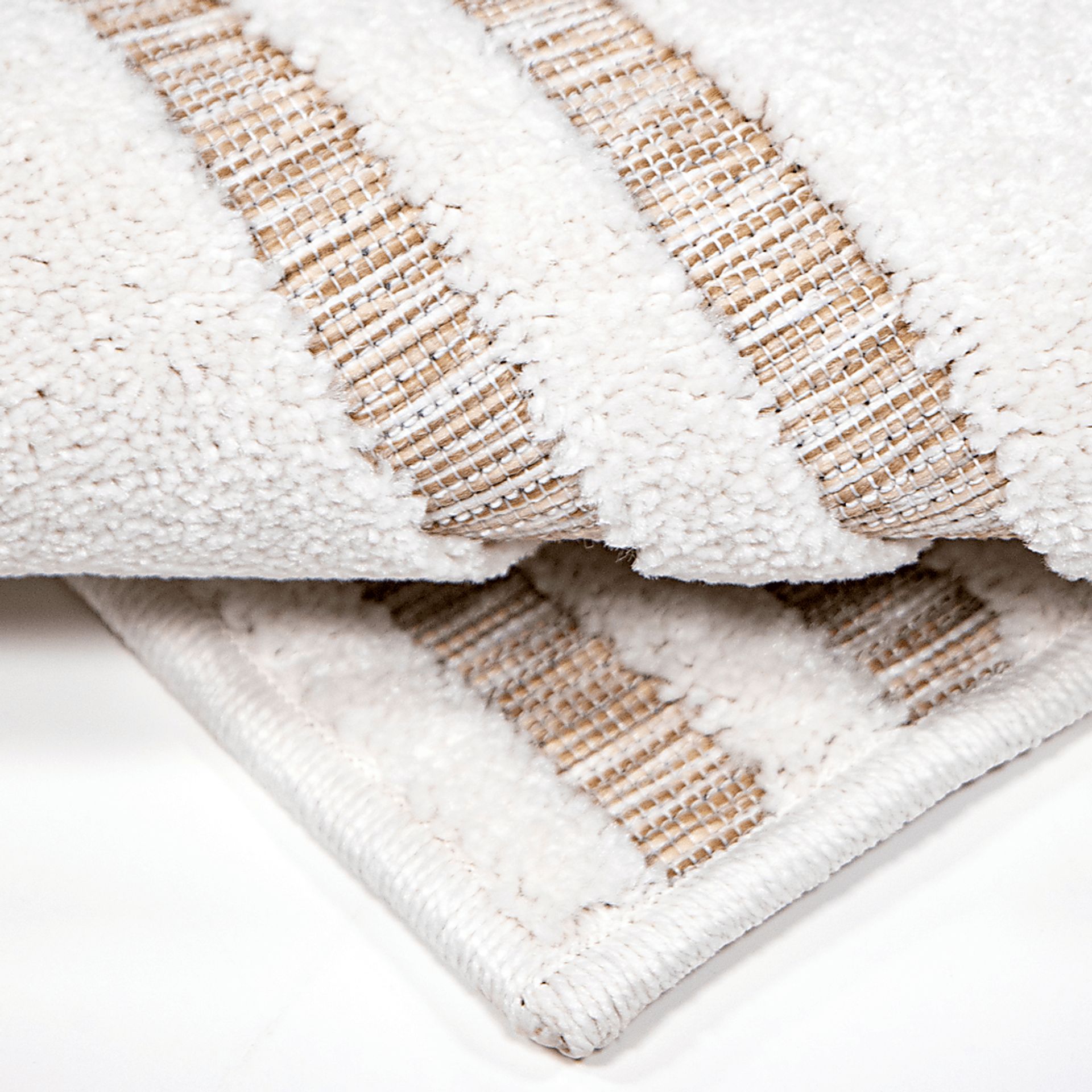 Dubuge White 5'2 x 7'6 Rug - Image 4
