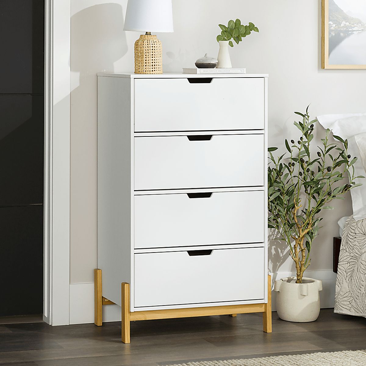 Durrette White Colors,White Chest | Rooms to Go