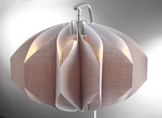 Eagle Point Place Nickel Lamp - Thumbnail - Image 2