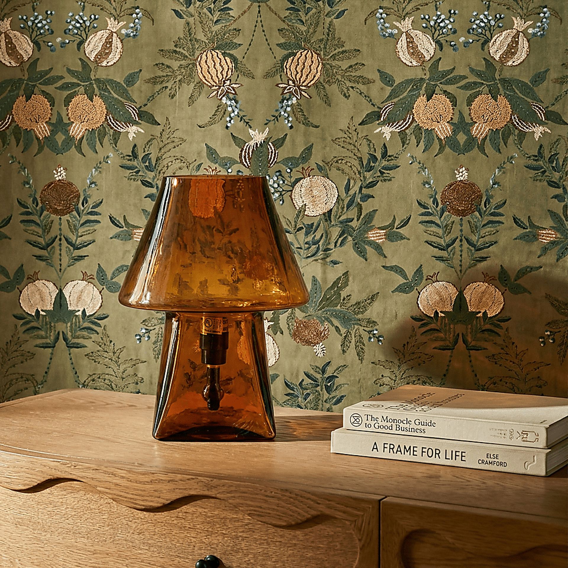 Earie Brown Lamp - Image 2