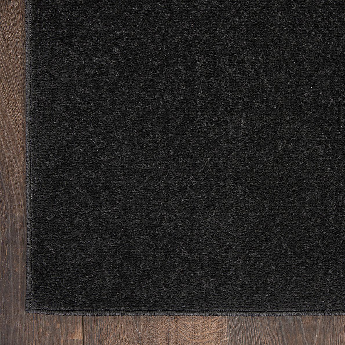Easthagen Black 5' x 7' Indoor/Outdoor Rug