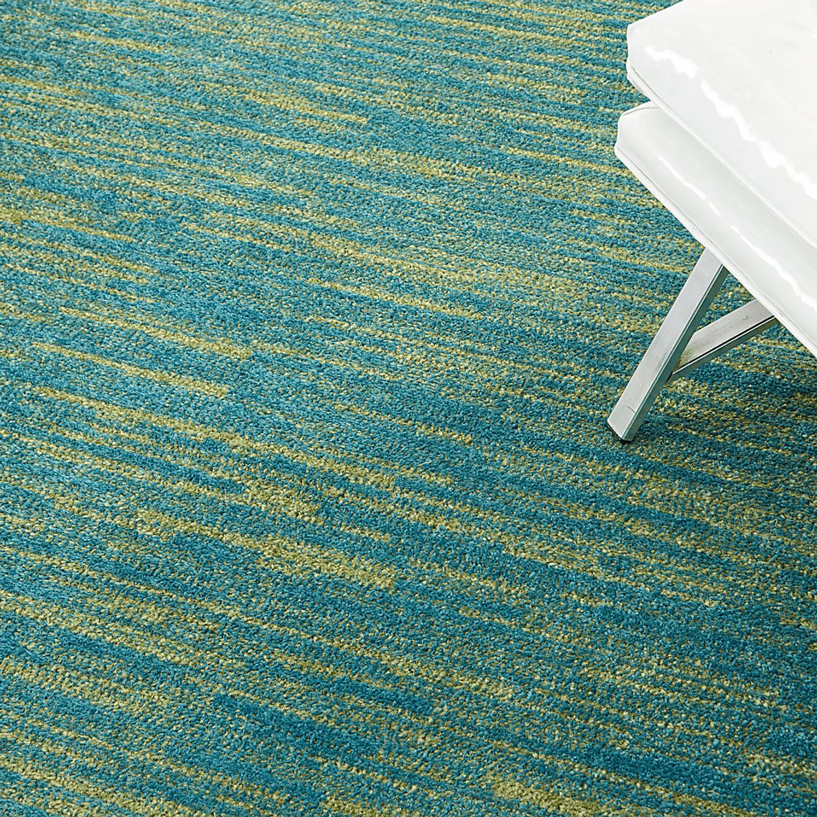 Easthagen Blue/Green 5' x 7' Indoor/Outdoor Rug