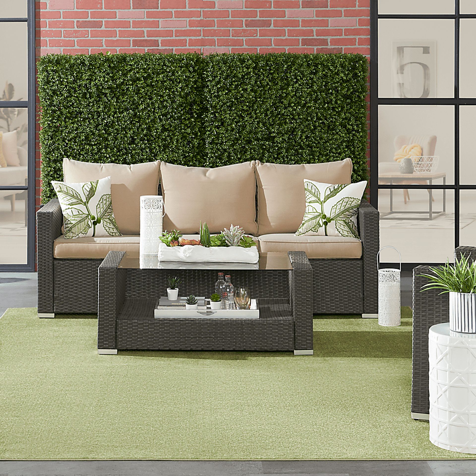 Easthagen Green 8' x 10' Indoor/Outdoor Rug - Image 2