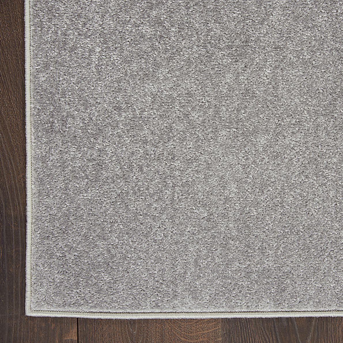 Easthagen Gray 8' x 10' Indoor/Outdoor Rug - Rooms To Go