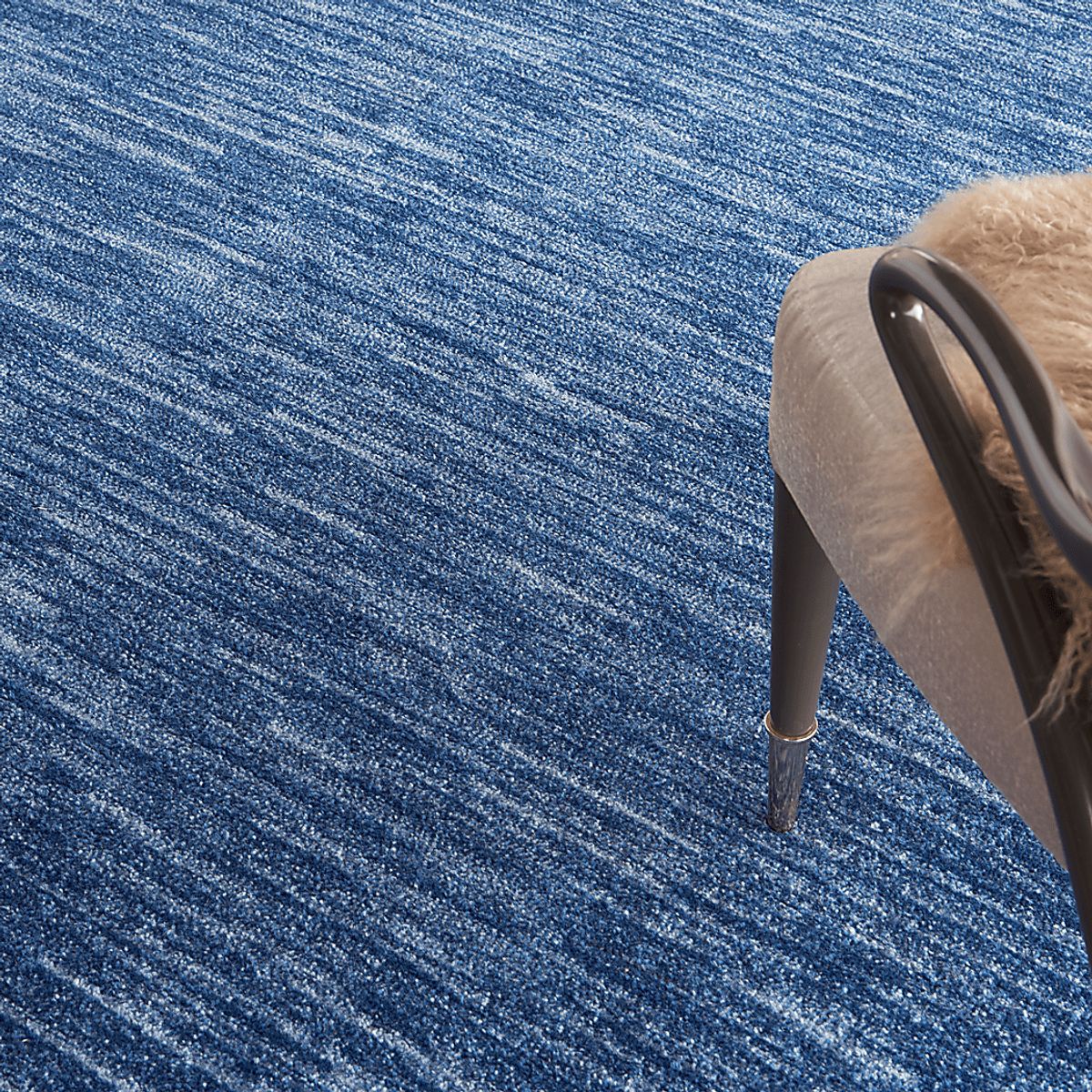 Easthagen Navy Blue Rugs | Rooms to Go