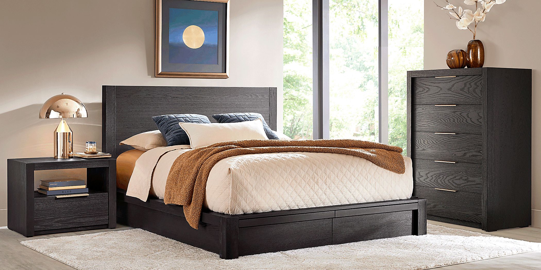 https://assets.roomstogo.com/product/easton-park-black-5-pc-king-storage-bedroom_3389900P_image-room?cache-id=9258d84eea0676e6b875561e5ddf6a28