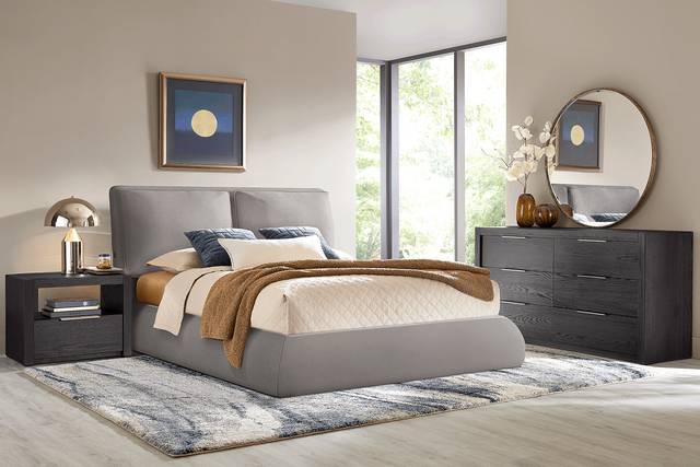 York Mills Gray 3 Pc Queen Upholstered Bed - Thumbnail - Image 2