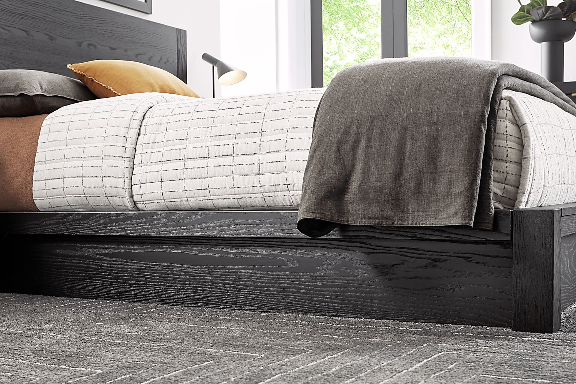 Easton Park Black 3 Pc Queen Storage Bed - Image 3