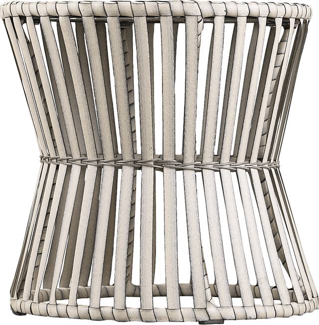 Eavie Gray Outdoor End Table - Thumbnail - Image 4