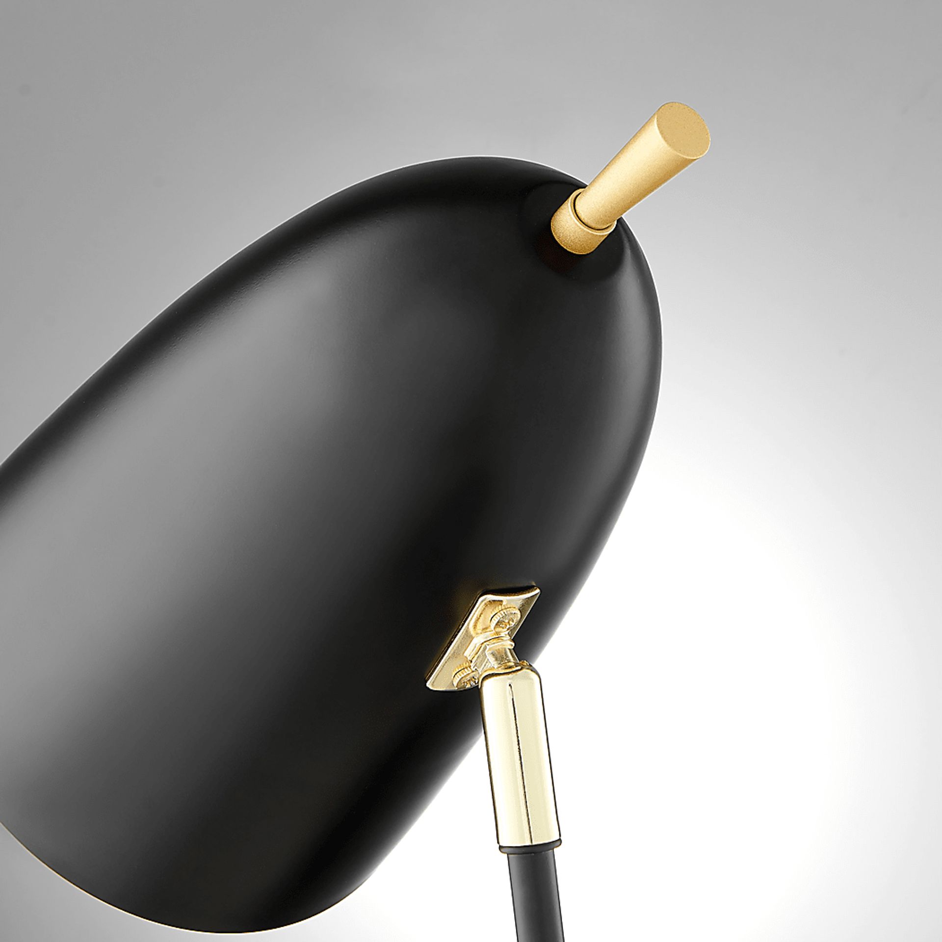 Echo Cay Black Lamp - Image 3