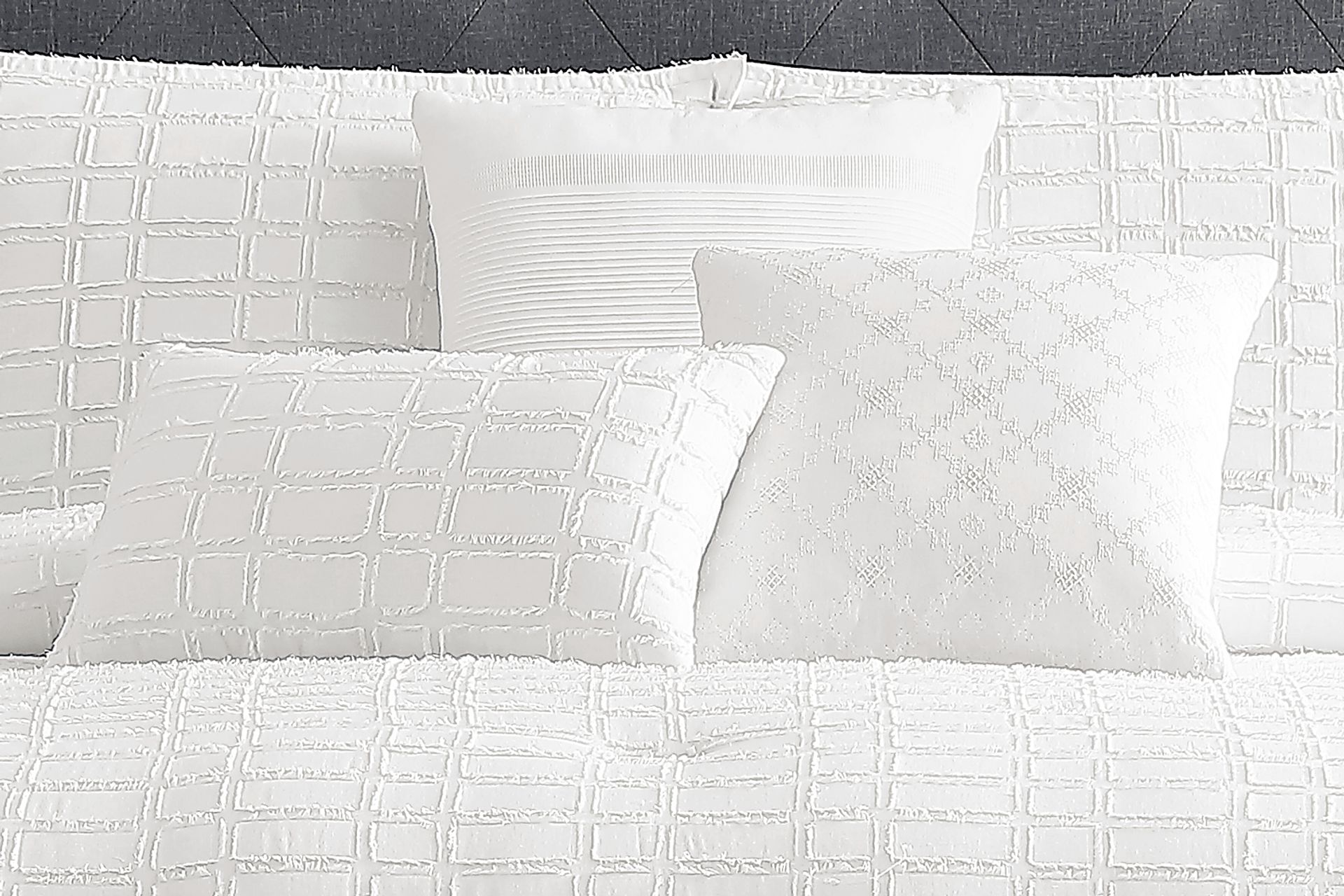 Edgenly White 6 Pc Queen Comforter Set - Image 5