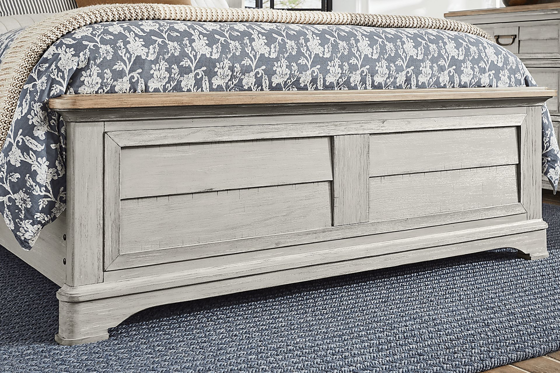 Edisto Bay Gray 5 Pc Queen Panel Bedroom - Image 4
