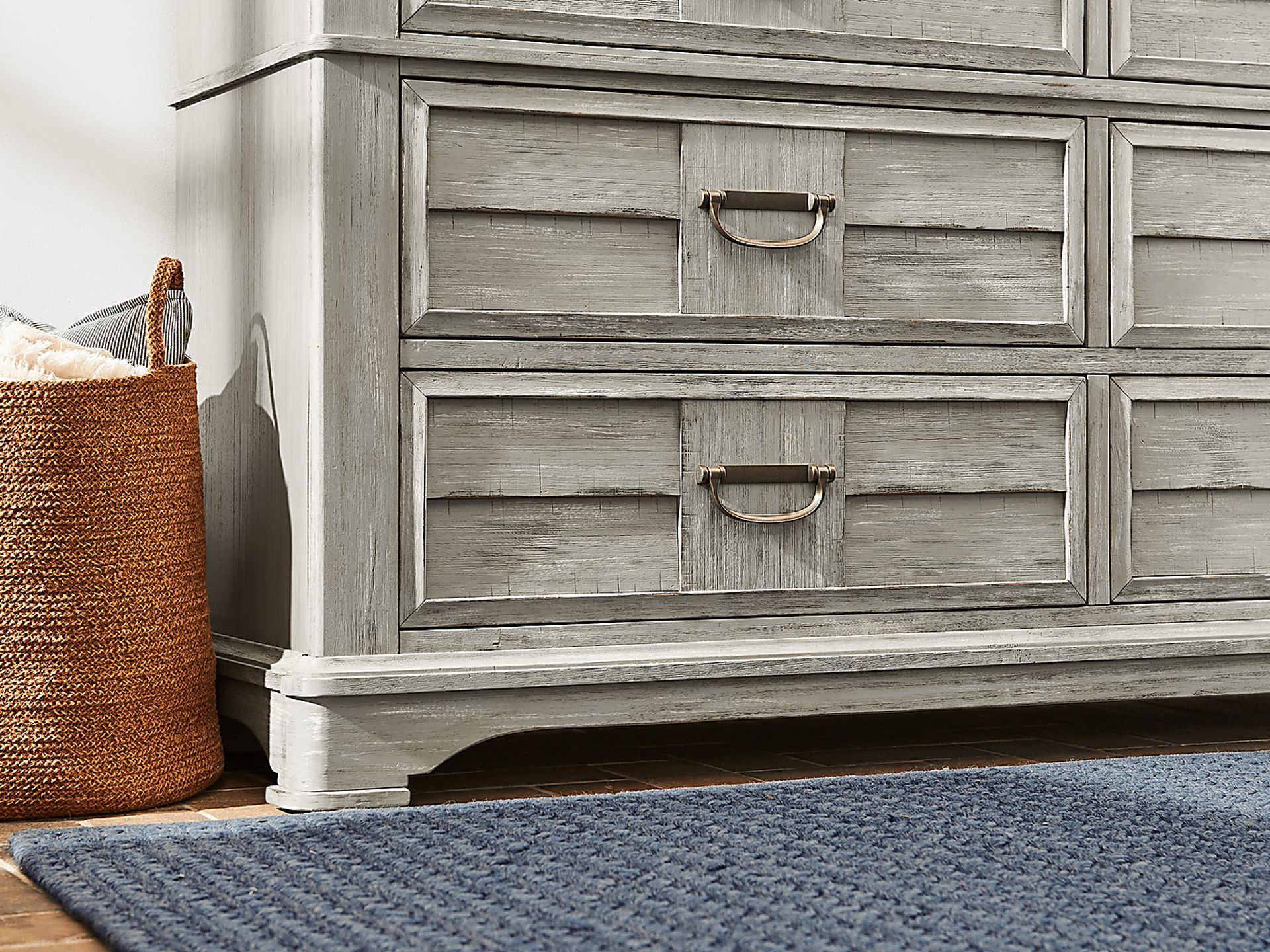 Edisto Bay Gray 5 Pc Queen Panel Bedroom - Image 7
