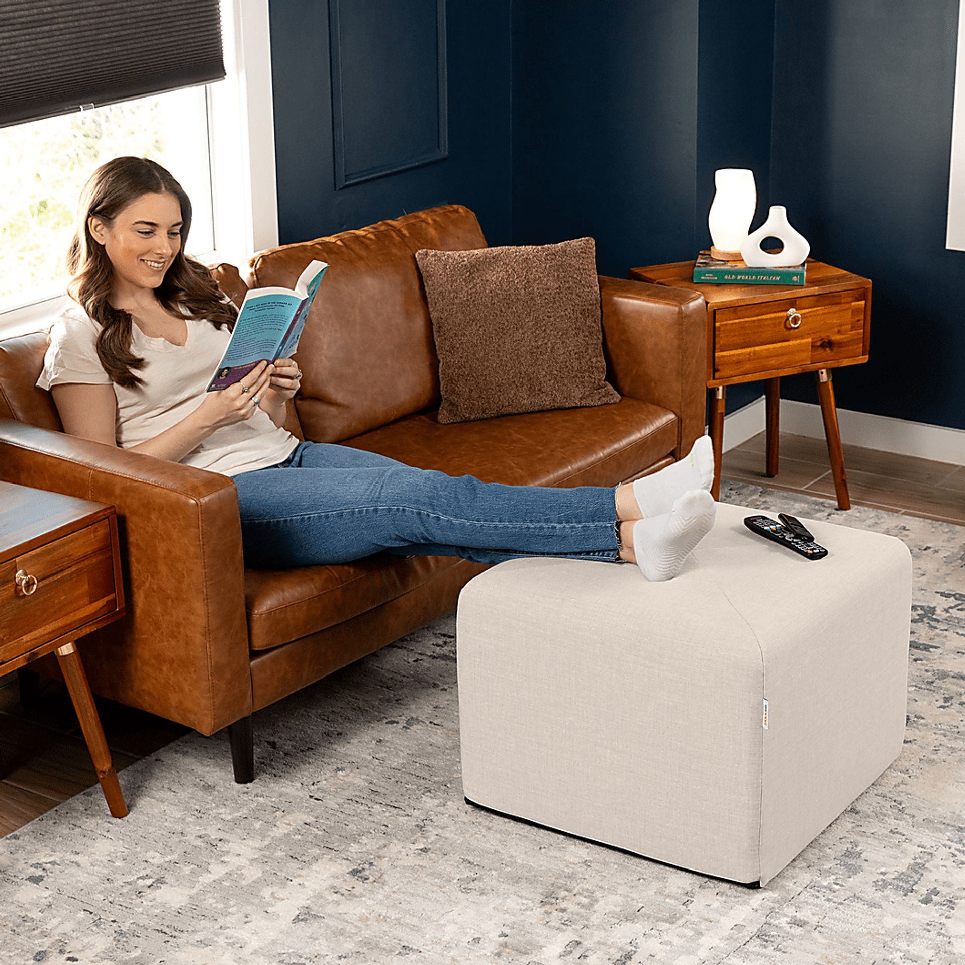 Edunci Light Gray Large Ottoman - Image 4