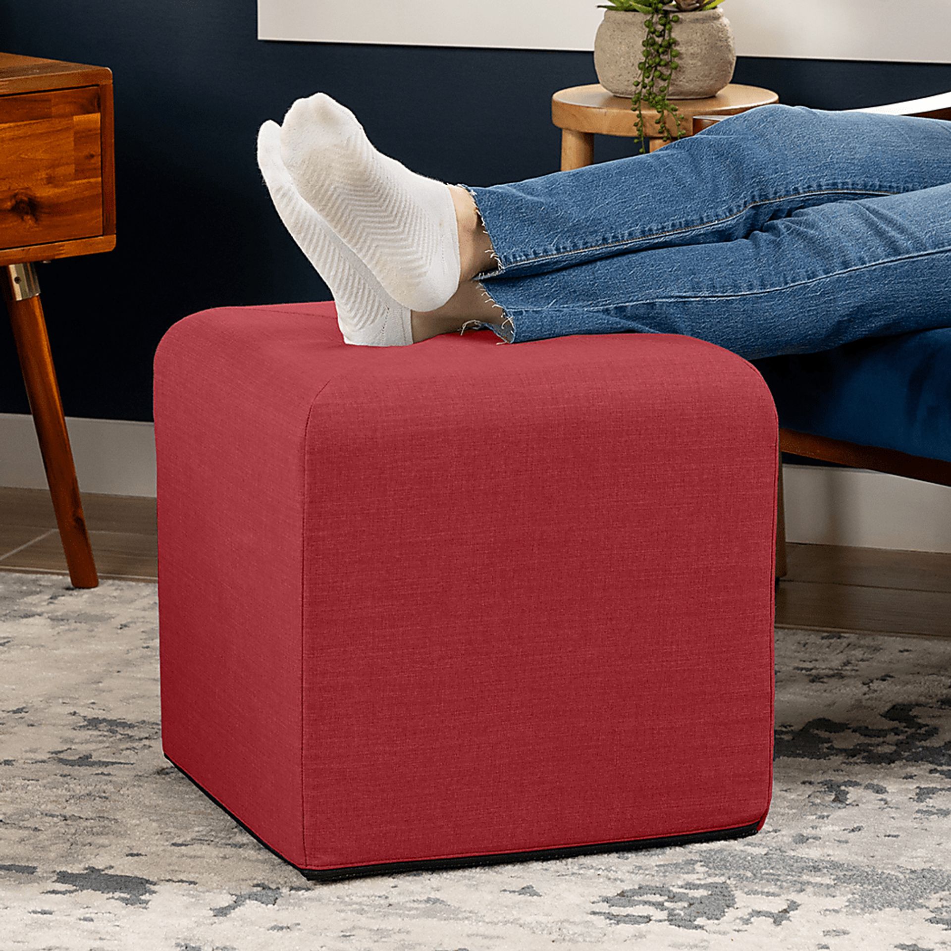 Edunci Red Ottoman - Image 2