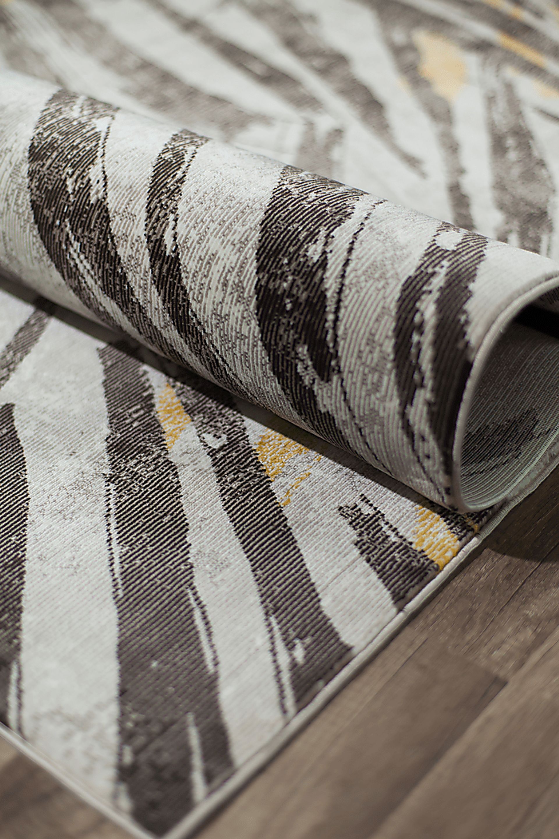 Cosmoliving Gray Rug | Rooms to Go