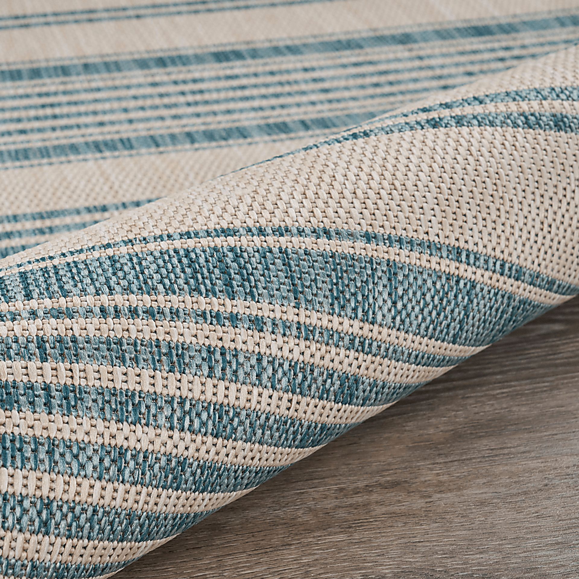 Elgaitere Aqua/White 5'3 x 7' Indoor/Outdoor Rug - Image 6