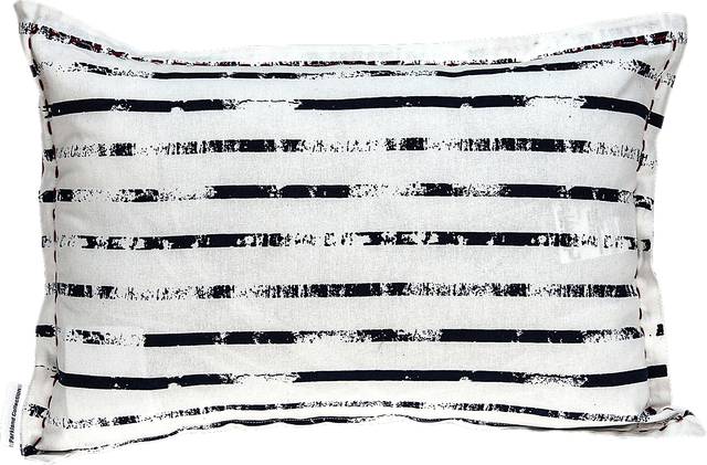 Elgine White Accent Pillow - Thumbnail - Image 2