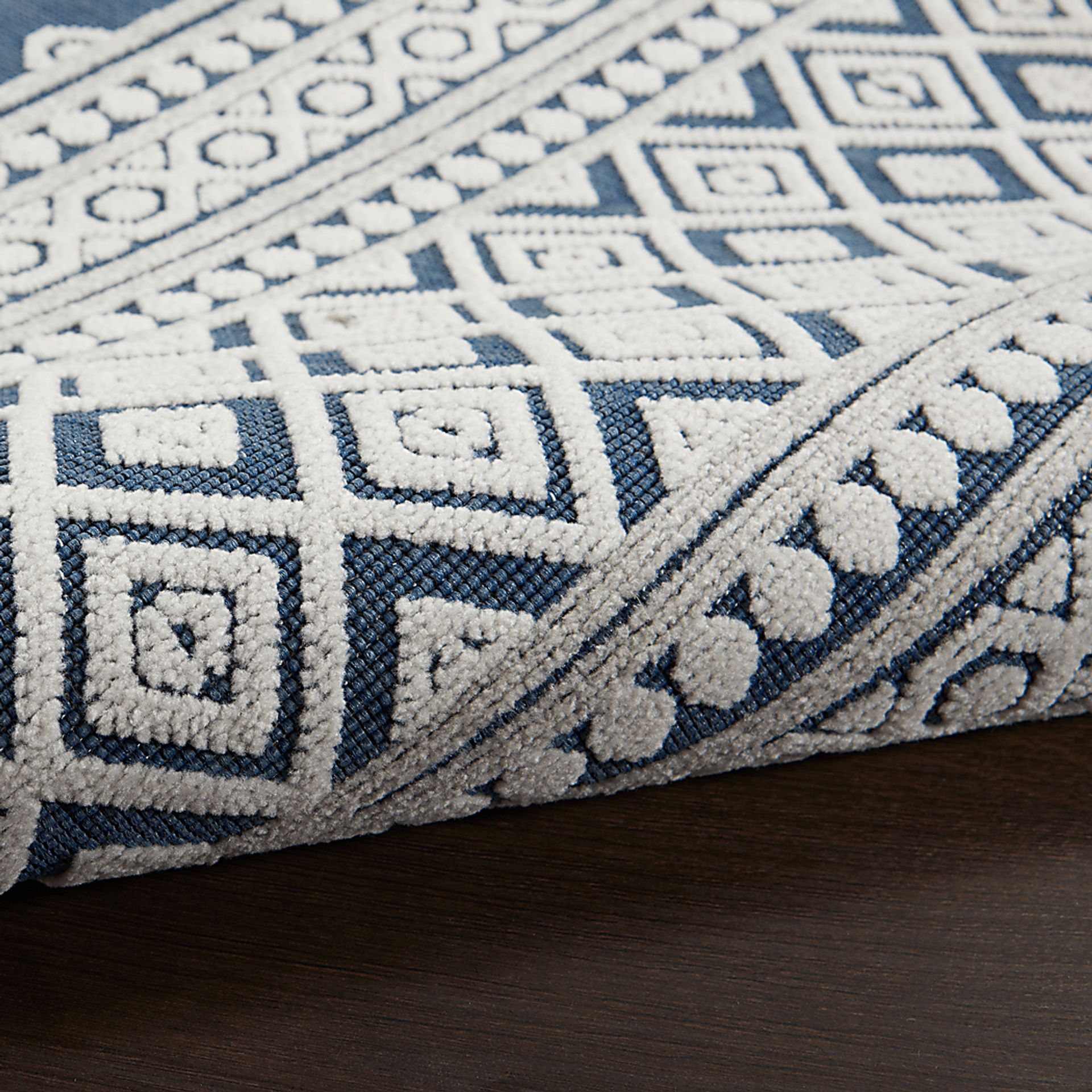 Elizardo Blue 5' x 7' Indoor/Outdoor Rug - Image 2