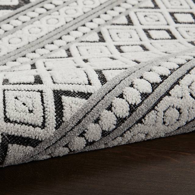 Elizardo Dark Gray 5' x 7' Indoor/Outdoor Rug - Thumbnail - Image 2