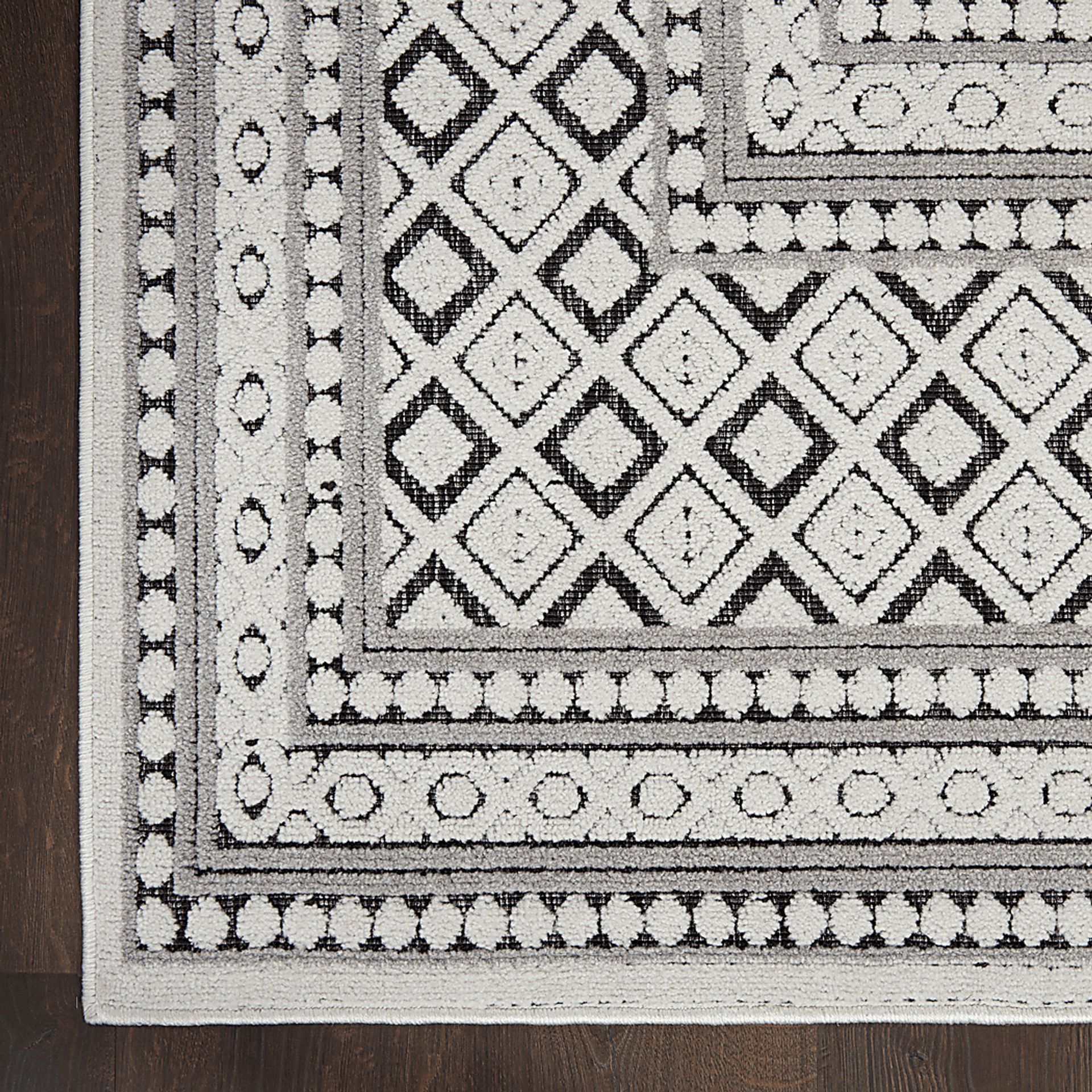 Elizardo Dark Gray 5' x 7' Indoor/Outdoor Rug - Image 4