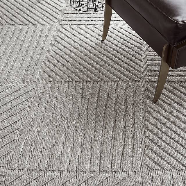 Elize Light Gray 8' x 10' Indoor/Outdoor Rug - Thumbnail - Image 8