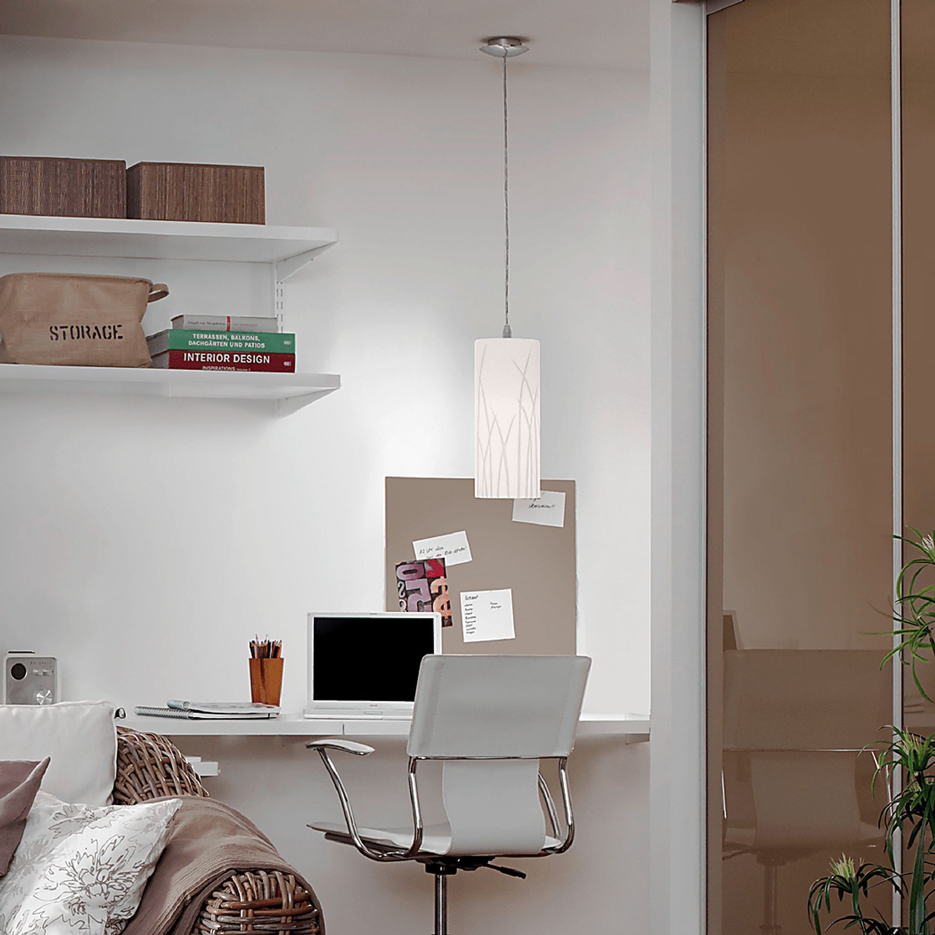 Ellason Point White Pendant - Image 2