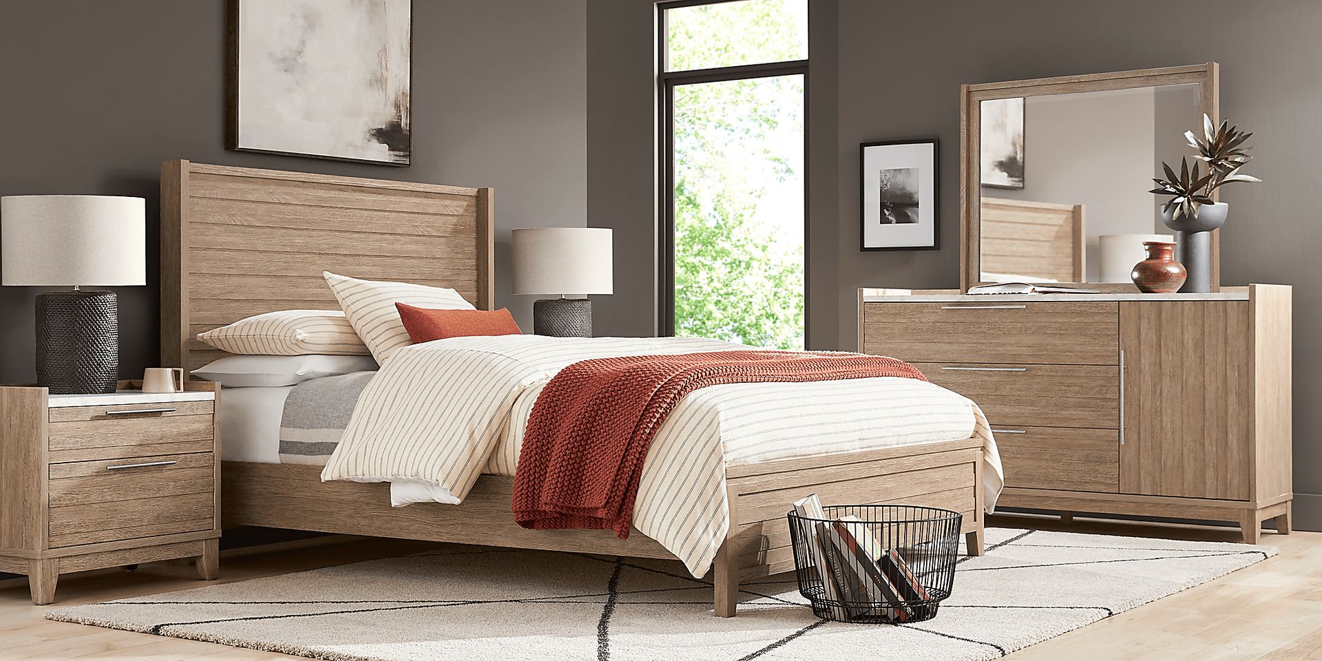 Ellenbrook Brown 3 Pc King Panel Bed - Image 2