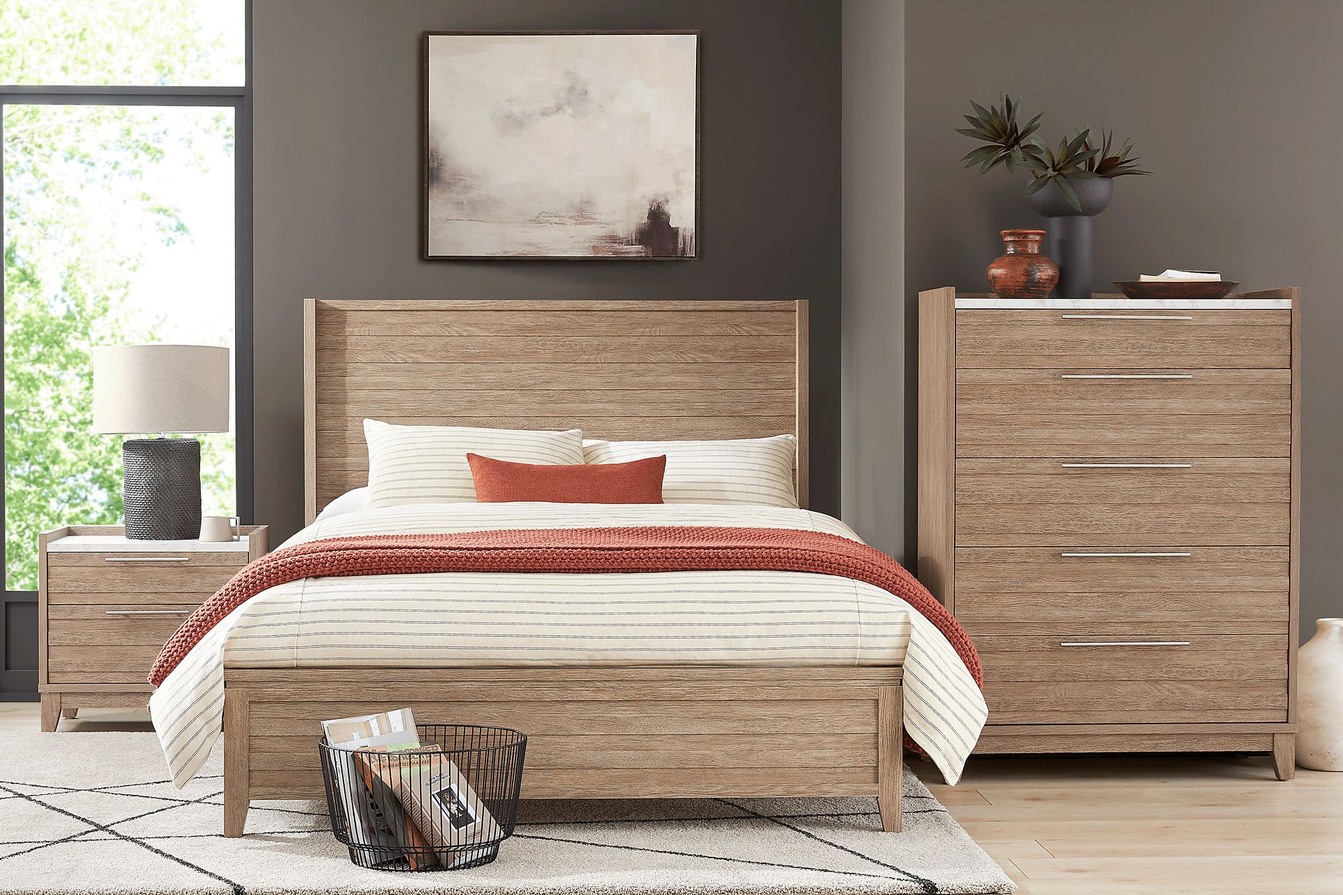 Ellenbrook Brown 5 Pc Queen Panel Bedroom - Image 1