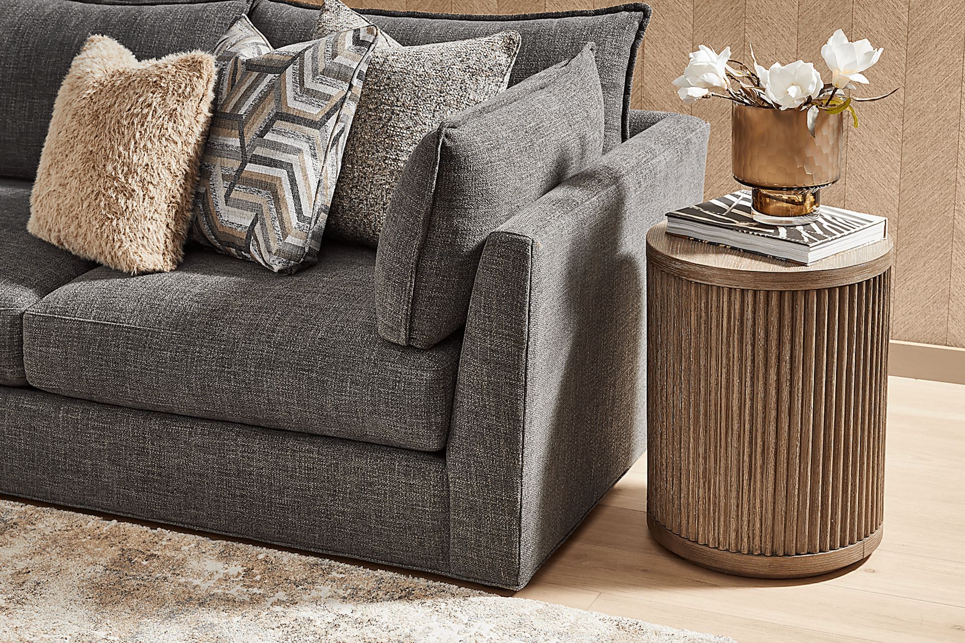 Ellington Black 3 Pc Sectional - Image 4