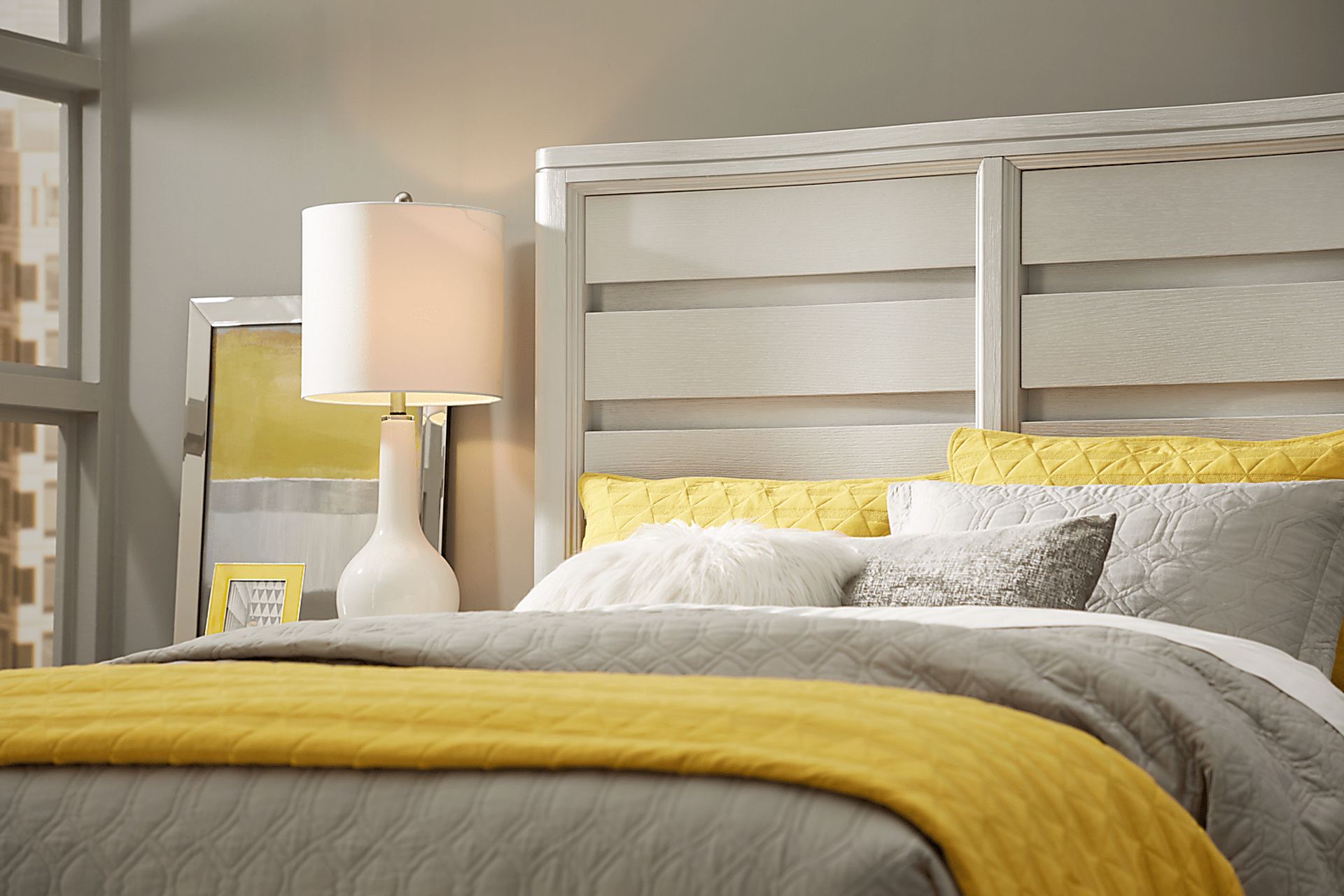 Elliot Park Platinum 7 Pc Queen Panel Bedroom - Image 4