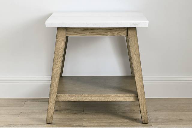 Ellzey Brown End Table - Thumbnail - Image 2