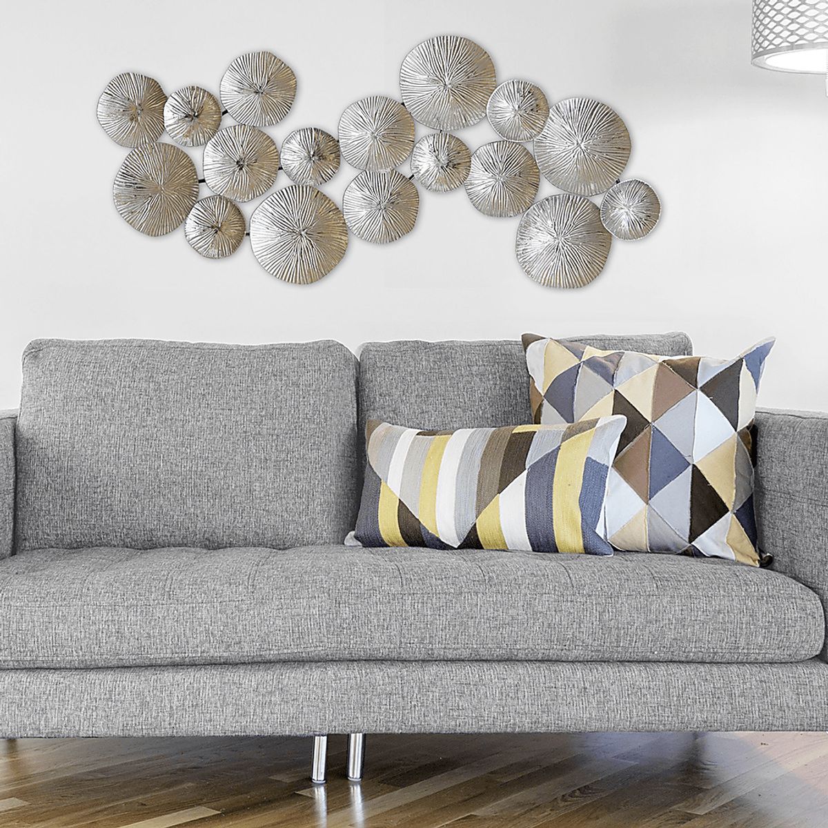 Elmsett Central Wall Decor | Rooms to Go