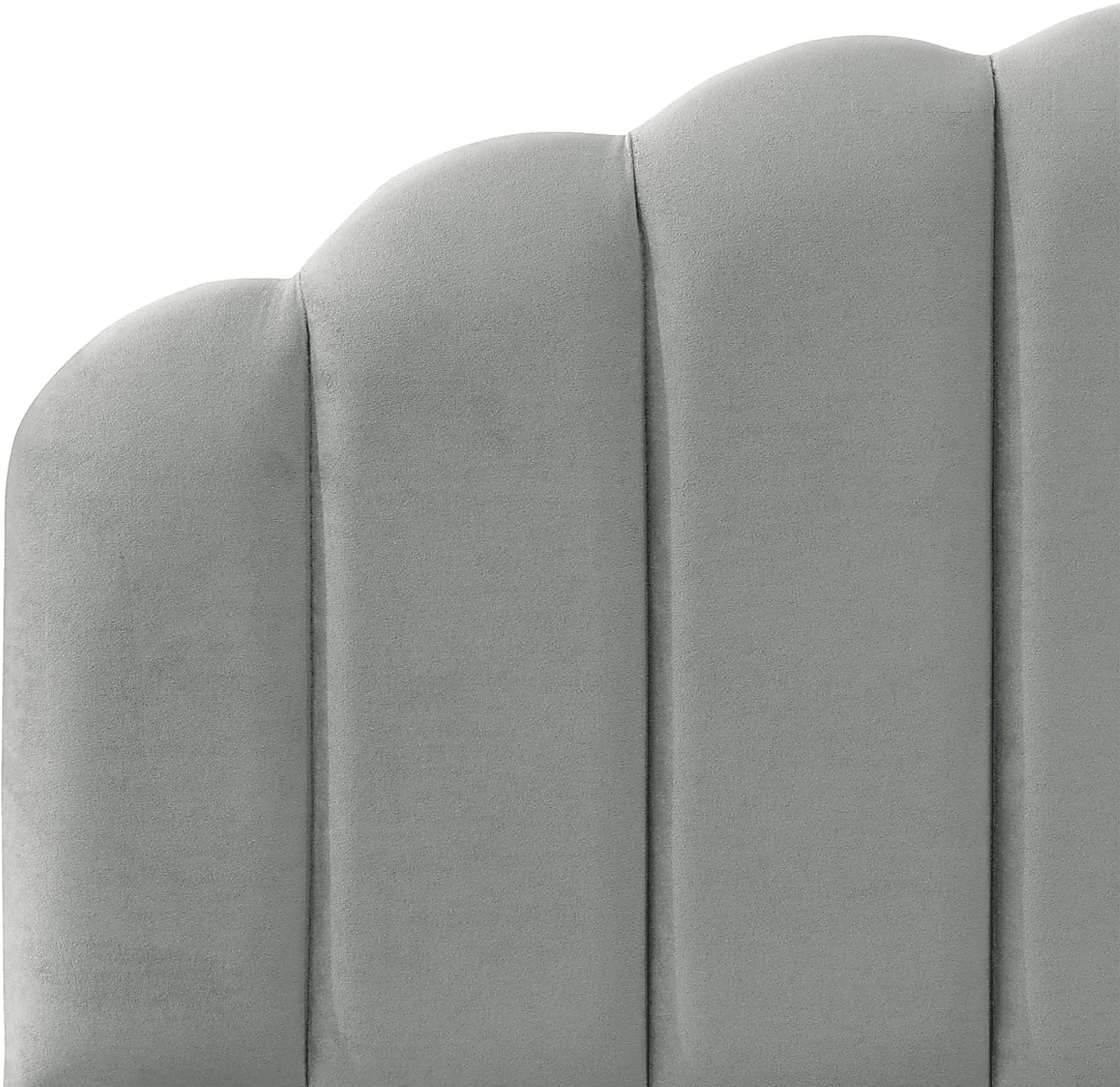 Eloisan Gray Queen Bed - Image 4