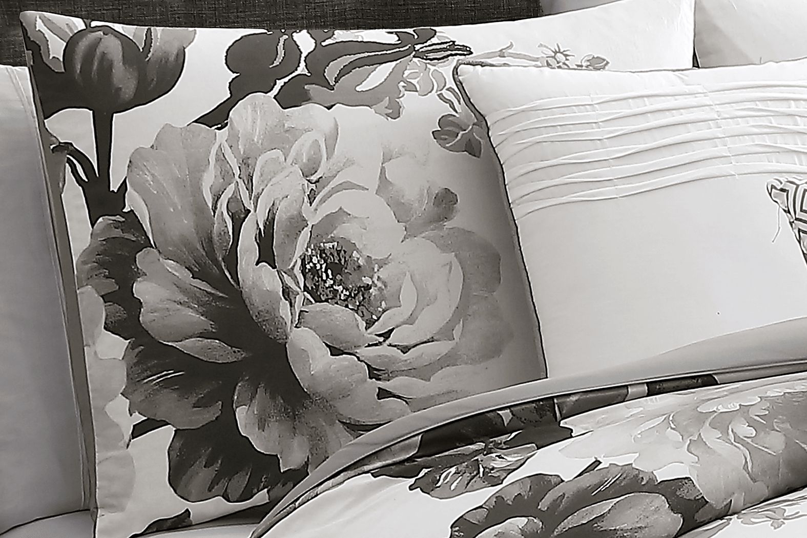 Elrissa Comforter - Thumbnail 5