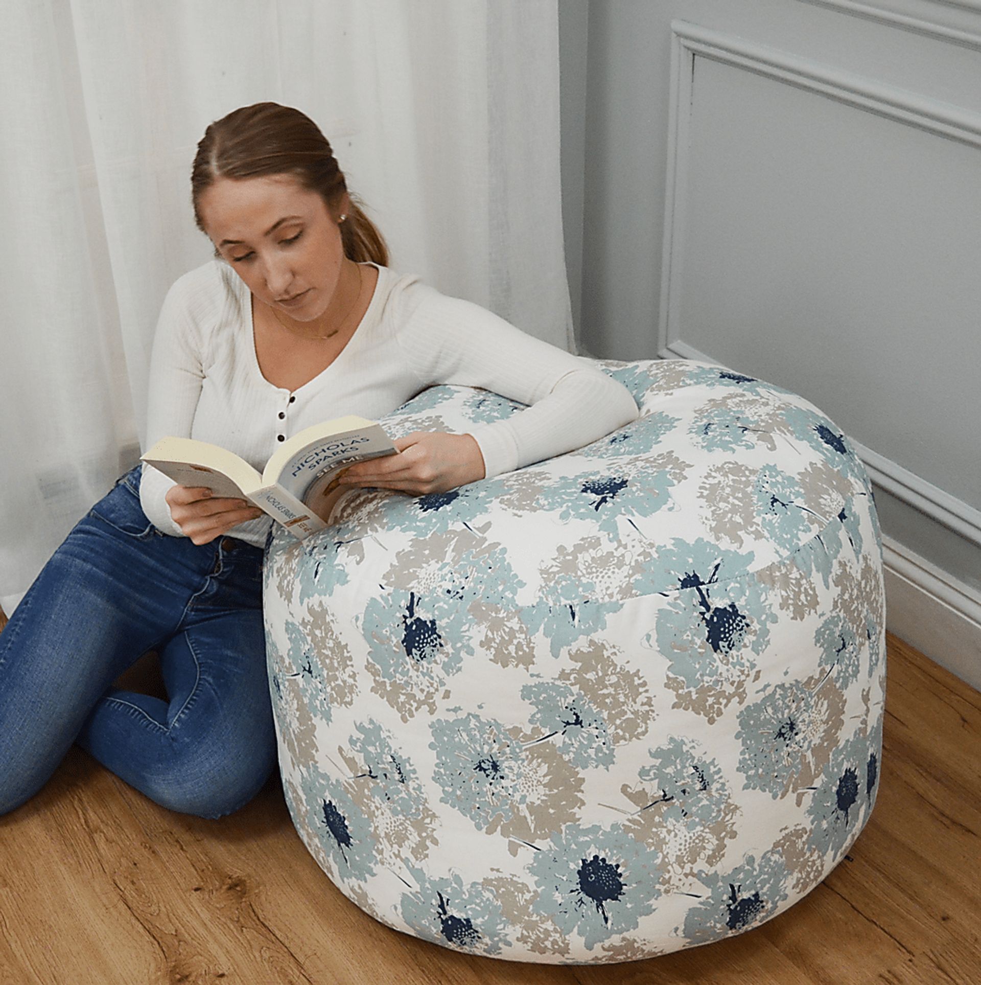 Elva Hydra Round Pouf - Image 2