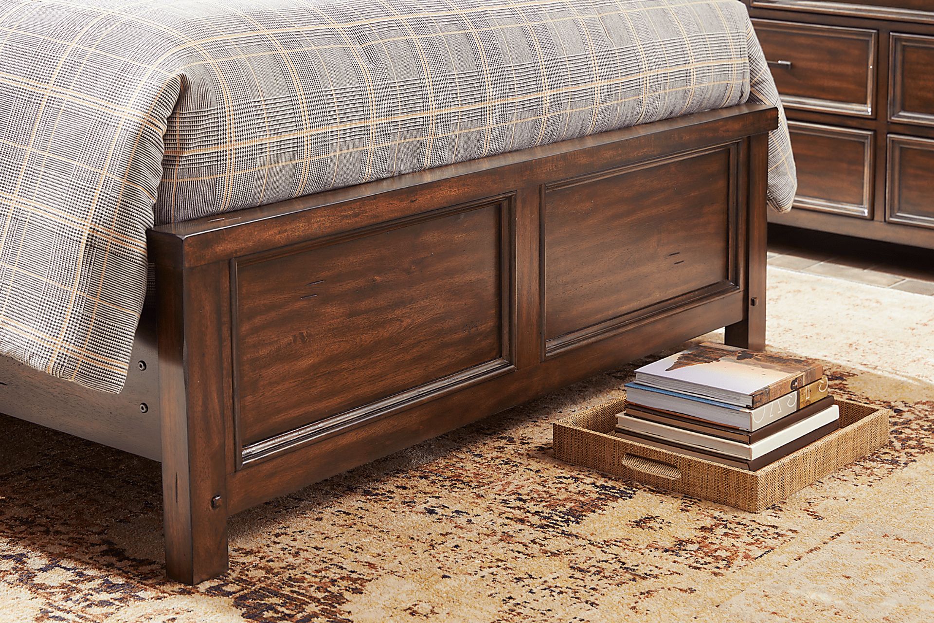 Emberton Dark Brown 3 Pc King Sleigh Bed - Image 5